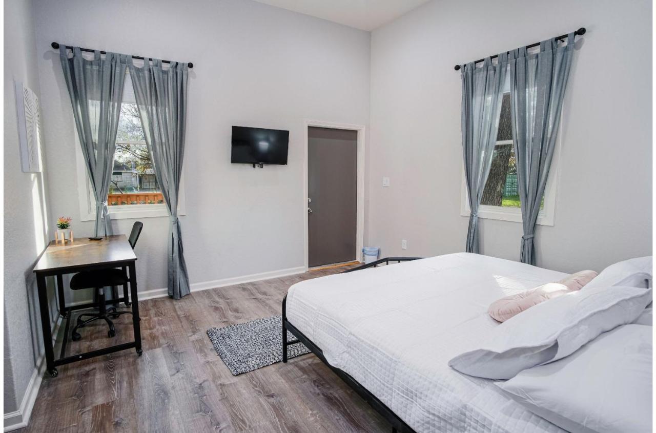 Magnificent 4br Near Famous Riverwalk And Downtown Сasa de vacaciones San Antonio