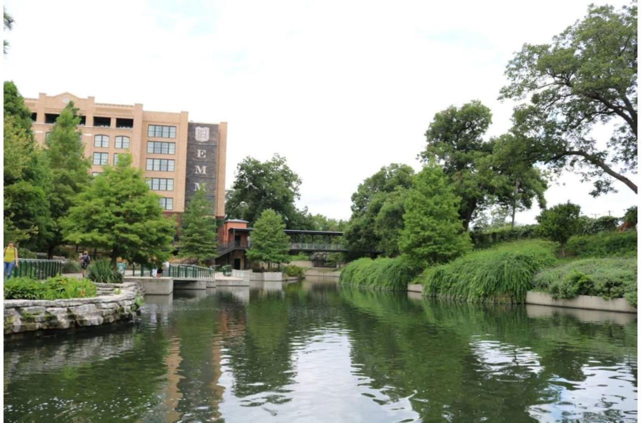 Magnificent 4br Near Famous Riverwalk And Downtown Сasa de vacaciones San Antonio